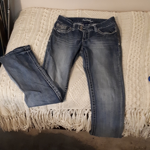 AMETHYST- Womans Jean's - Picture 2 of 5